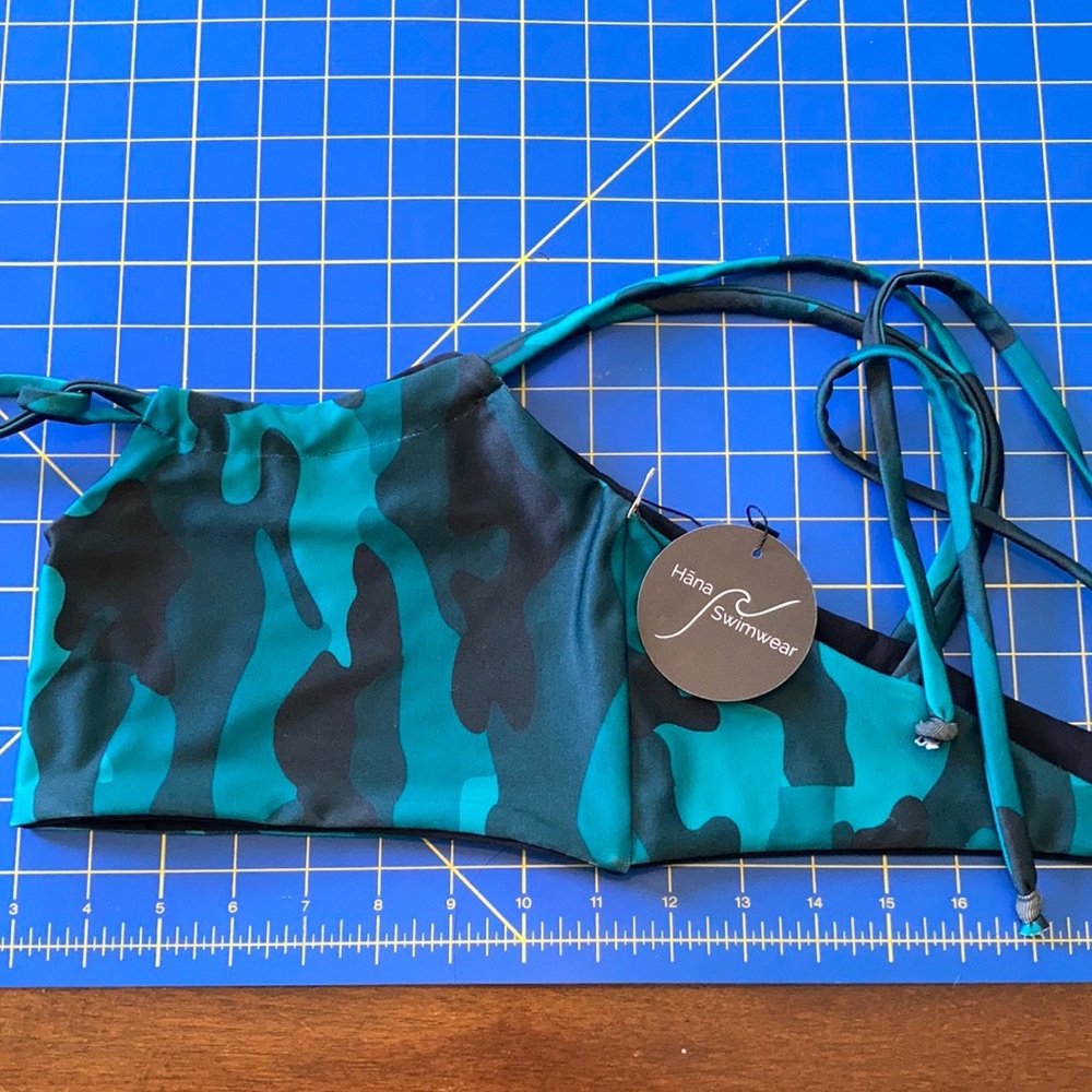 Hanaxswim Riah Top